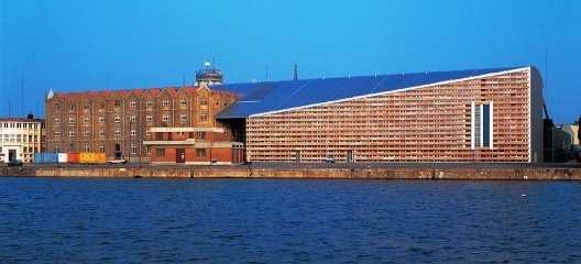 L´Université de la Citadelle, Dunkerque, França, 1990-1998