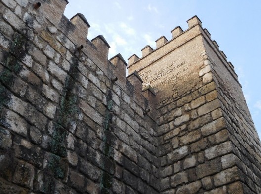 Muralha em torno do Real Alcazar