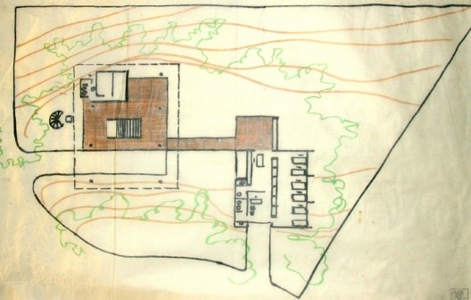 Residência do arquiteto, implantação do estudo de alteração do projeto. Arquiteto Carlos Millan