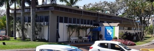 Escritórios do Sistema Autônomo de Águas e Esgotos, atual Sabesp, Botucatu SP, 1973. Arquiteto Eugênio Monteferrante
