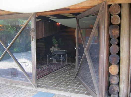 Residência Abrão Assad, Curitiba PR Brasil. Arquiteto Abraão Assad