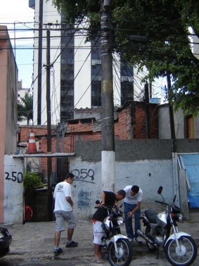 Rua Dra. Neide A. Sollito no 250