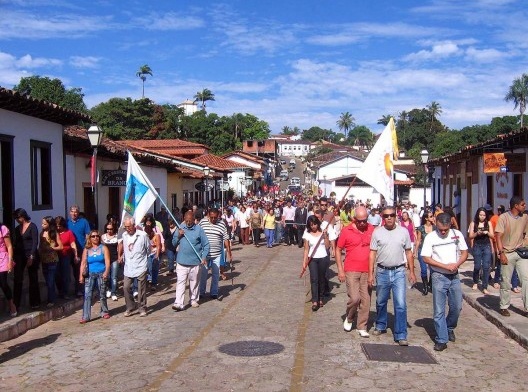 Procissão do Reinado de Nossa Senhora do Rosário