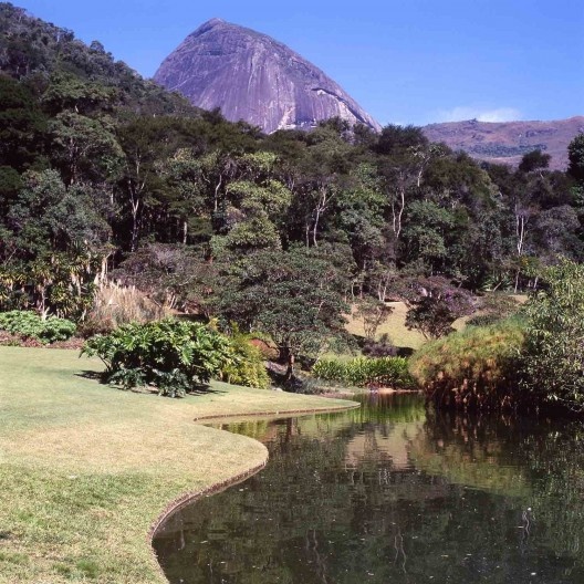 Jardins de Odette Monteiro, Correas, Petrópolis, hoje abandonados, paisagismo de Roberto Burle Marx e equipe