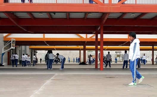 UEEMEE, Pusuquí, Ecuador, 2011. Arquitectos: Al Borde + Ensusitio, com colaboração de Erika Muñoz, Diego Nuñez, CArolina Rodas, Julián Dávalos & Javier Mera