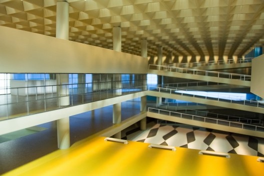 Edificio da FAU USP, maquete, São Paulo, 1961. Arquitetos Vilanova Artigas e Carlos Cascaldi