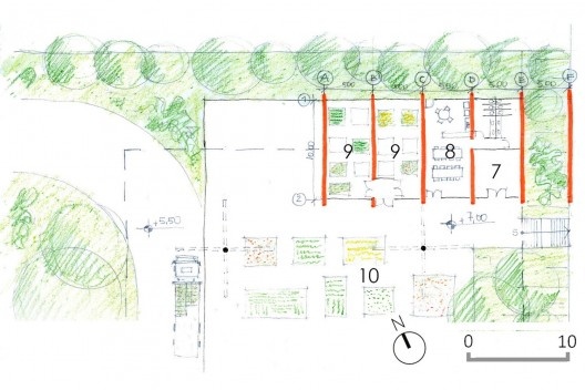 Proposta bairro urbano + produção agrícola, planta da cooperativa agrícola, primeiro vaimento. 7)depósito 8) refeitório, 9) câmara fria, 10)plataforma. Roney Pessoa, FAU PUC-Campinas