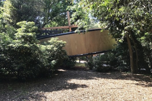 Capela de Xavier Corvalán, vista do bosque