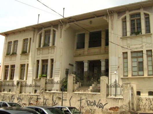 Exemplo de Grupo Escolar de Grandes dimensões no interior de São Paulo, atual Orosimbo Maia em Campinas