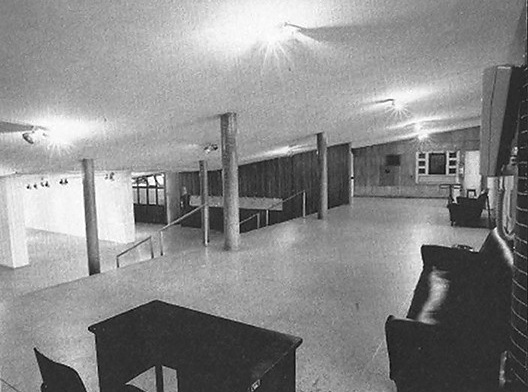 Cine Teatro Ouro Verde, hall de entrada anos antes do incêndio, Londrina, arquitetos Vilanova Artigas e Carlos Cascaldi