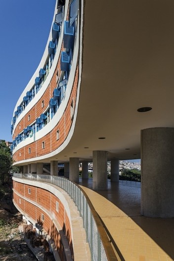 Conjunto Residencial Prefeito Mendes de Moraes (Pedregulho), Rio de Janeiro RJ Brasil, 1947. Arquitetos Affonso Eduardo Reidy e Carmen Portinho