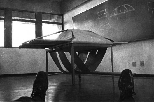 Marco do Valle, aula de escultura no Instituto de Artes da Unicamp, data incerta