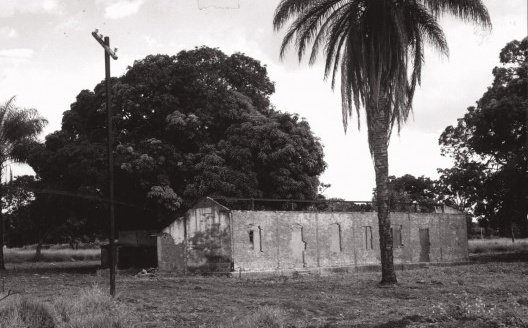 Antigo Laboratório de Lassance antes das obras de restauração e de reutilização como Centro Cultural inauguradas em 2002