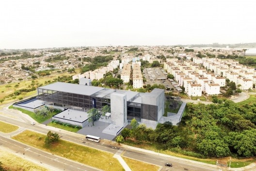 Sesc Limeira, vista aérea, 2017. Arquitetos Alvaro Puntoni, João Sodré, José Paulo Gouvêa e Pedro Mendes da Rocha / Grupo SP + JPG.ARQ + Pedro Mendes da Rocha