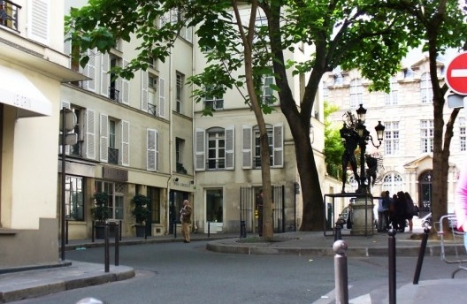 Place Furstenberg, 2011