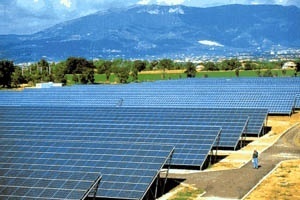 Central fotovoltaica de Serre, província de Salerno, Itália