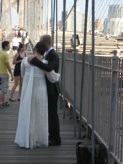Vida Social. Casamento no Brooklyn Bridge, Nova York