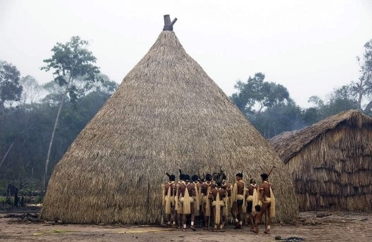 Foto da tribo indígena Enawenê Nawê