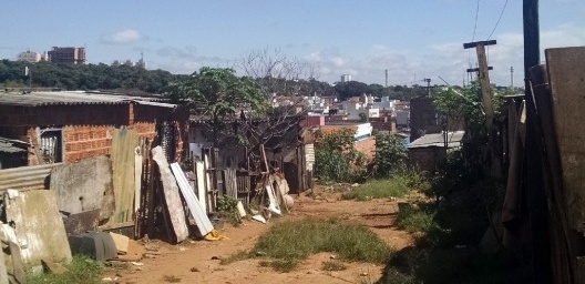 O muro que nos separa