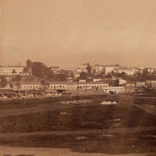Vista geral da cidade de São Paulo, detalhe da foto direita, c.1875, fotógrafo desconhecido