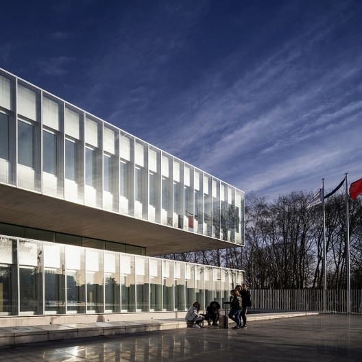 Câmara de Comércio e Artesanato de Hauts-de-France, Lille, França, 2019. Escritórios Kaan Architecten e Pranlas-Descours Architect & Associates