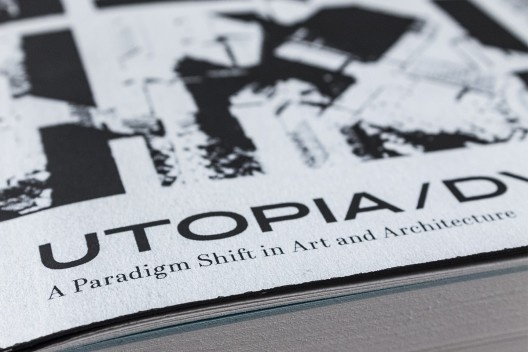 Livro “Utopia/Dystopia, A Paradigma Shift in Art e Architecture”, detalhe da capa, organização de Pedro Gadanho, João Laia e Susana Ventura