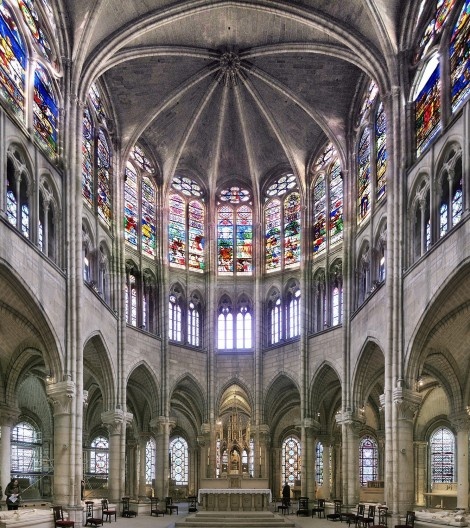Basílica de Saint-Denis, arredores de Paris, França