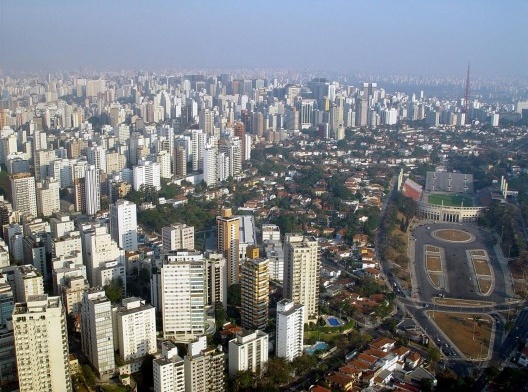 Vista aérea dos bairros do Pacaembú e Higienópolis em São Paulo SP