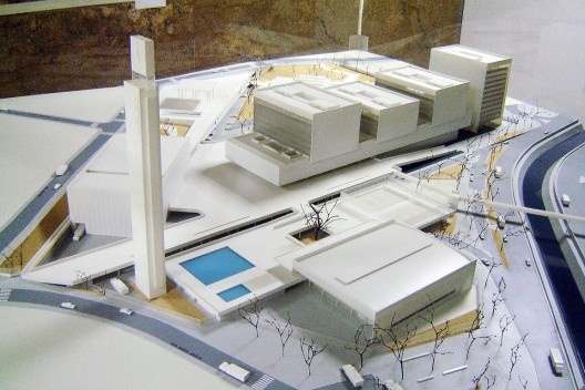 Universidade Federal do ABC, maquete, arquitetos Claudio Libeskind, Sandra Llovet, Mario Lotfi e David Ruscalleda