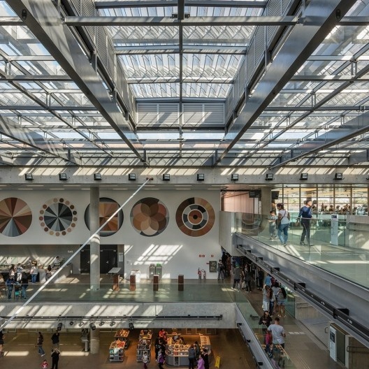 Sesc Guarulhos, Guarulhos, 2019. Arquitetos Lilian Dal Pian e Renato Dal Pian / Dal Pian Arquitetos