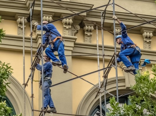 Exposição “As mãos que restauram o tempo: um olhar fotográfico”, módulo Trabalho, curadoria de Luiz Antonio Lopes de Souza