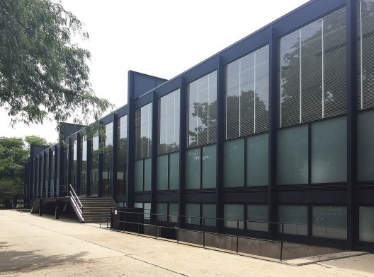 Mies van der Rohe, S. R. Crown Hall (1950-56). Illinois Institute of Technology