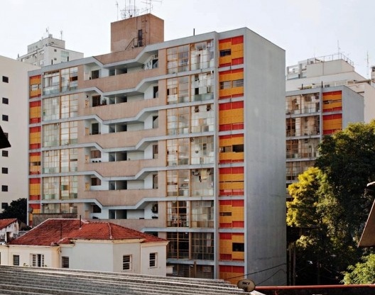 Edifício Louveira, fachada para a rua Tinhorão. São Paulo, 1946, João Batista Vilanova Artigas