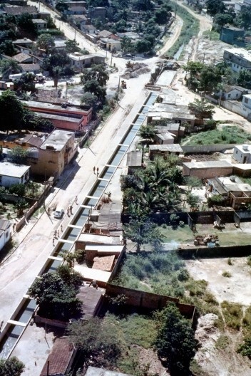 Fábrica de Escolas, componentes em argamassa armada para saneamento básico, Rio de Janeiro RJ. Arquiteto João Filgueiras Lima, Lelé