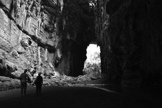 A visita ao Janelão, local dentro do Parque Nacional Cavernas do Peruaçu onde se encontra a maior estalactite do mundo