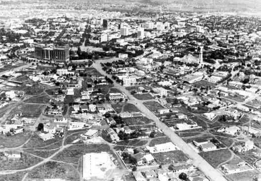 Goiânia GO, década de 1960, com ocupação do Setor Sul em primeiro plano