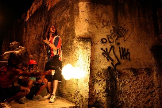 Cena do filme \"Tropa de Elite\", 2007