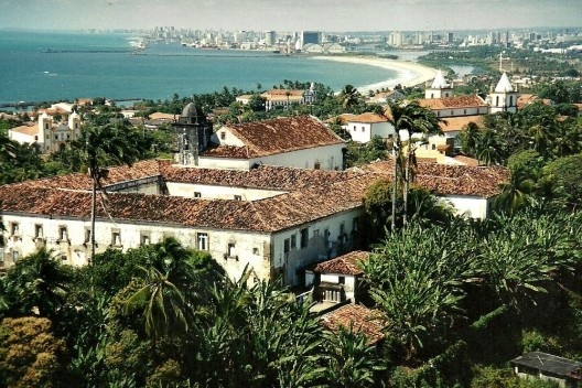 Vista panorâmica de Olinda. Em primeiro Plano, antigo conjunto jesuíta, atual Seminário Arquidiocesano, 2005.