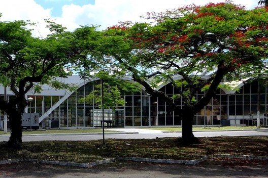 Centro Tecnológico da Aeronáutica, Departamento de Ciência e Tecnologia Aeroespacial, São José dos Campos SP. Arquiteto Oscar Niemeyer