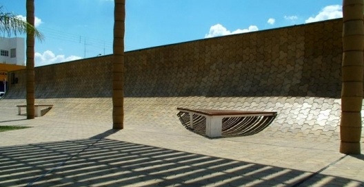 Praça Turca, Juazeiro BA. Arquiteta Naia Alban, 2005