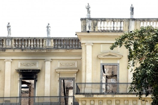 Giselle Beiguelman, “Memoricídio”, incêndio do Museu Nacional, Rio de Janeiro, 02/09/2018