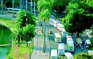 Terminal de transporte coletivo na Lagoa do Parque Solon de Lucena, João Pessoa