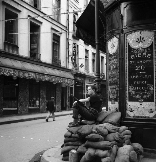 02. Sentinela da resistência francesa, 23 de agosto de 1944