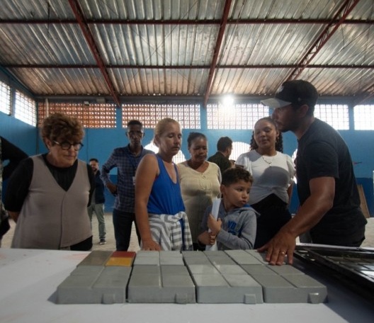 Avaliação com os moradores dos blocos para pavimentação