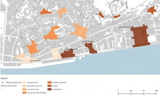 Mapa do bairro Centro com classificação da morfogênese tendo como referência o limite externo das praças