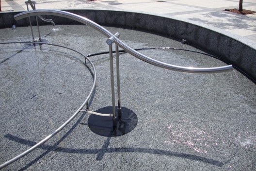 Guto Lacaz, “Ondas d’água”, Sesc Belenzinho, São Paulo, 2011