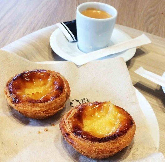 Em Lisboa, pasteis de nata, ou de Belém!