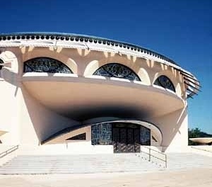 For the Worship of God and the Service of Man.Wright e o Templo Cristão (1)