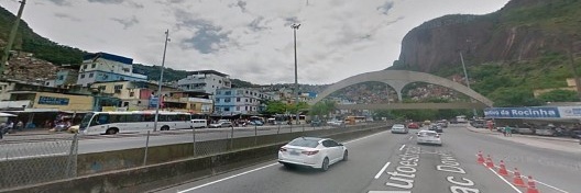 Vista da Rocinha a partir da Autoestrada Lagoa-Barra