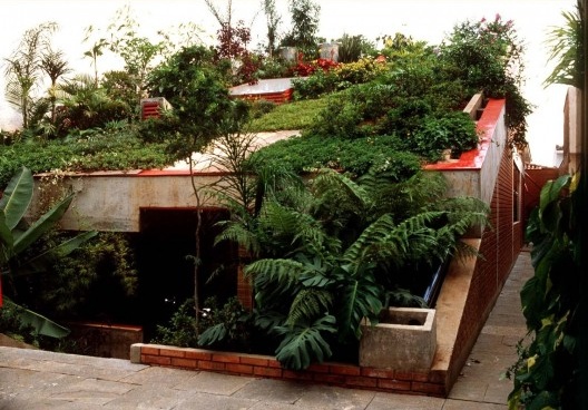 Casa Célio Vieira, São Paulo, 1975. Arquiteto Pitanga do Amparo